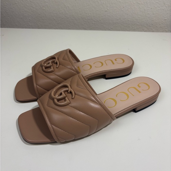 Gucci GG Marmont Leather Slides - Picture 1 of 7